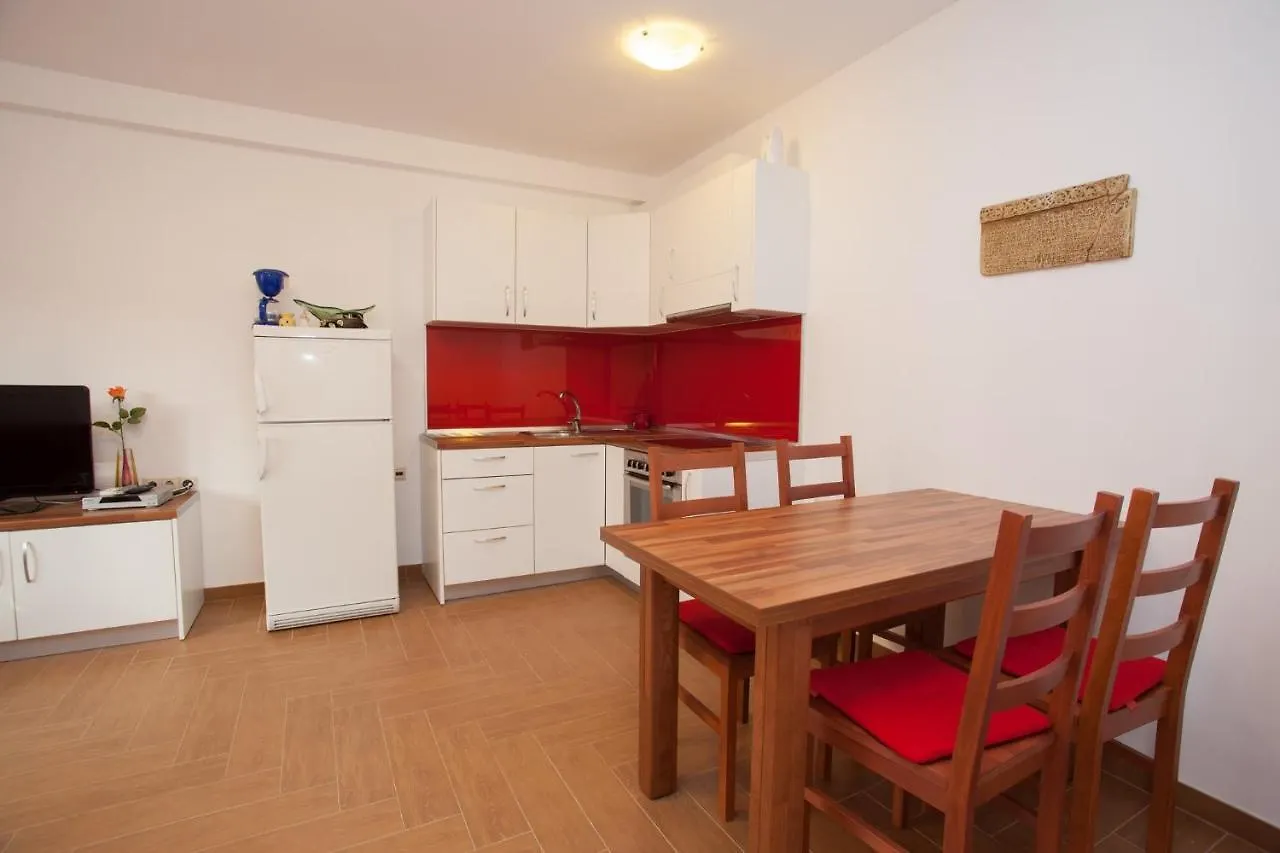 Dalibor Baska Rooms Vendégház Baška
